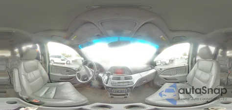 2010 Honda Odyssey Touring z USA, uszkodzony, nr VIN 5FNRL3H98AB101518